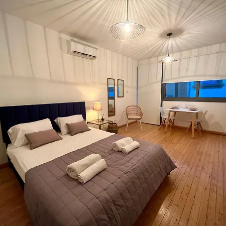 Apartament Rhea Down Town *