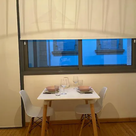 Rhea Down Town Apartament