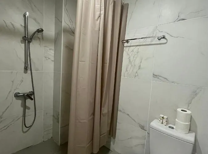 Rhea Down Town * Nikósie